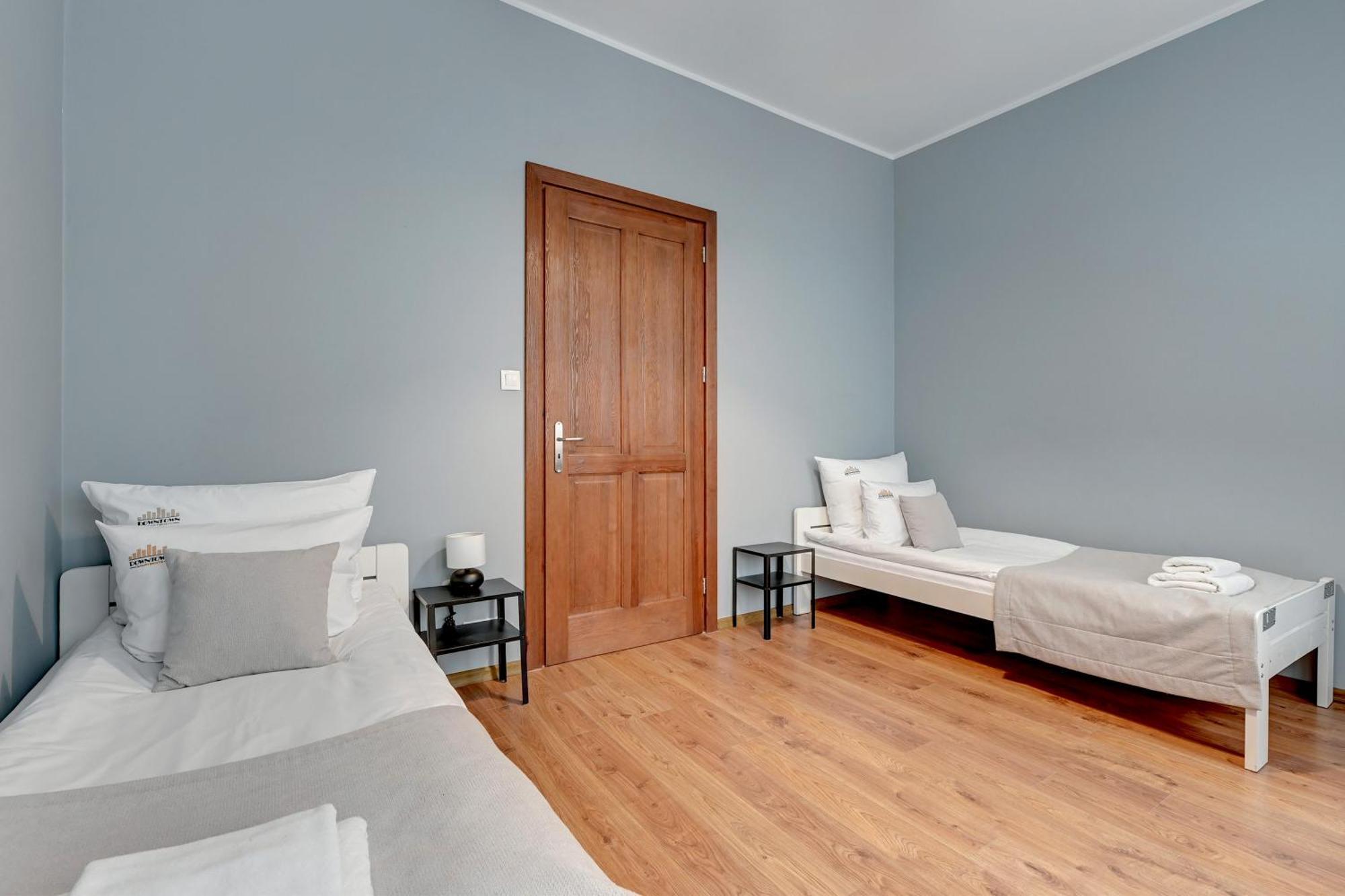 City Center, Art House & Family Stay By Downtown Apartments Гданьск Экстерьер фото