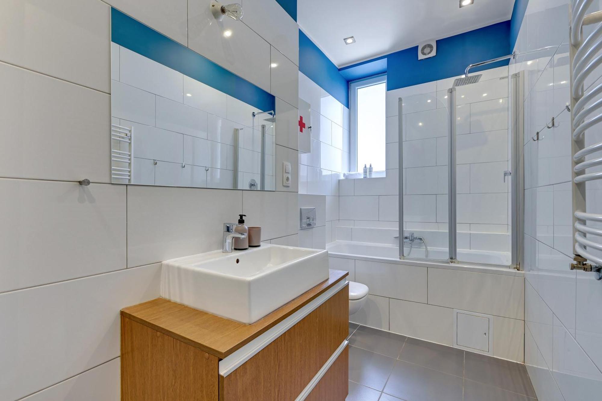 City Center, Art House & Family Stay By Downtown Apartments Гданьск Экстерьер фото